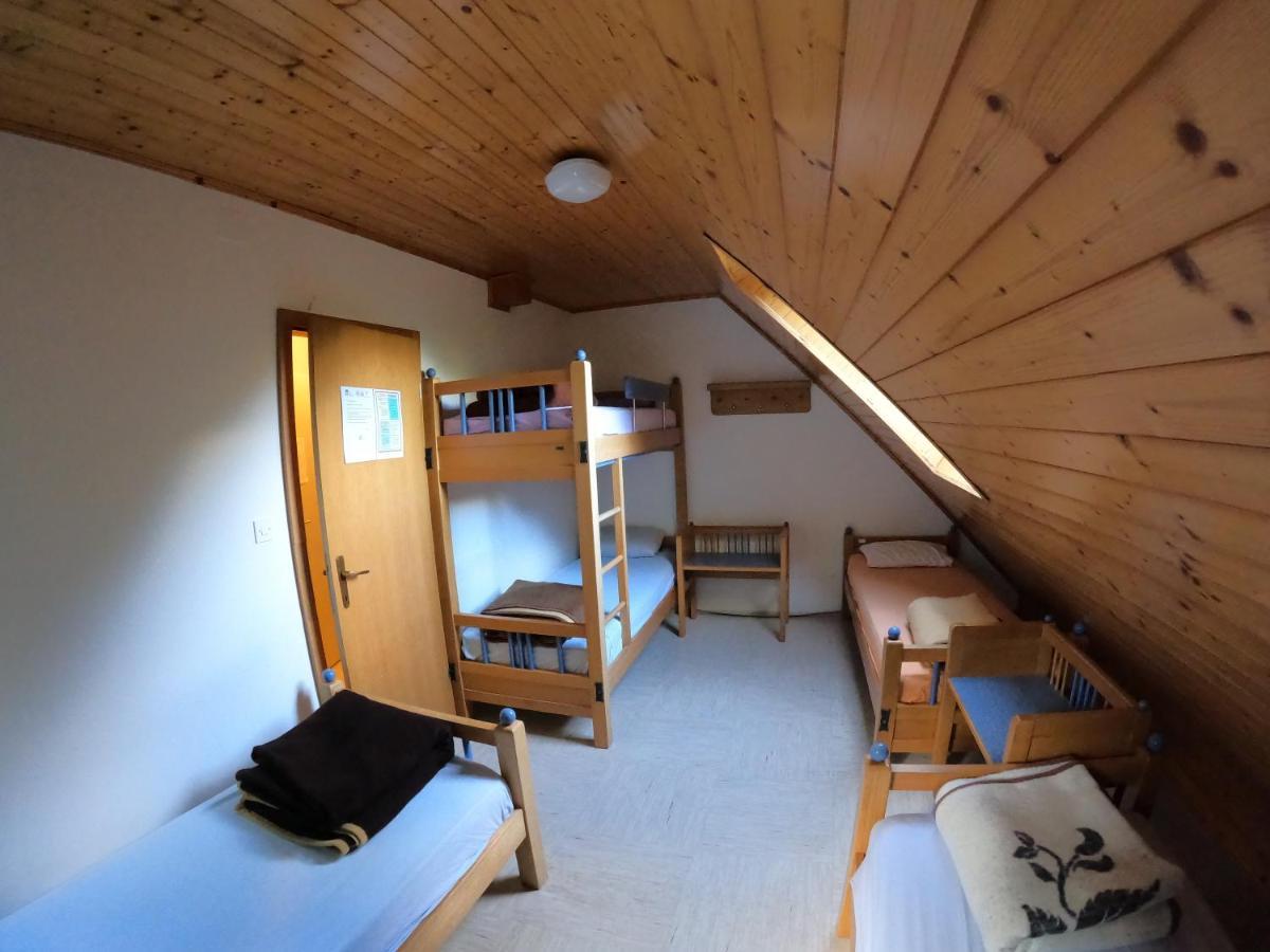 罗格坡曼戈唐 Pus Bavsica旅舍 外观 照片